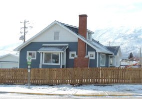 701 GEIKIE Street, Jasper, Alberta T0E1E0, 5 Bedrooms Bedrooms, ,1 BathroomBathrooms,Residential,For Sale,GEIKIE,A2287853