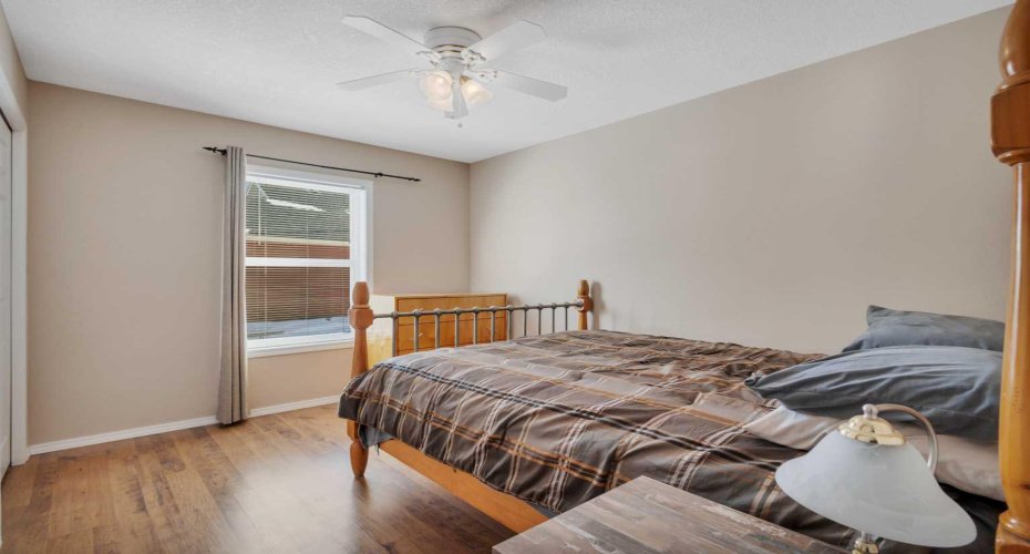 41251 210 Range, Rural Camrose County, Alberta T0B 0H0, 4 Bedrooms Bedrooms, ,3 BathroomsBathrooms,Residential,For Sale,210,A2288011