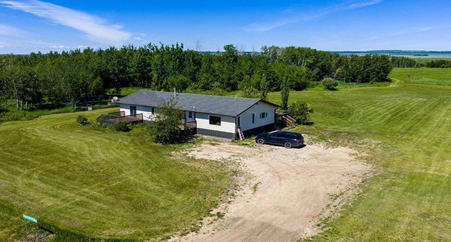 50010 733A Township, Sexsmith, Alberta T0H 3C0, 4 Bedrooms Bedrooms, ,2 BathroomsBathrooms,Residential,For Sale,733A,A2288044