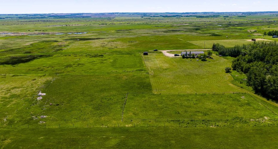 50010 733A Township, Sexsmith, Alberta T0H 3C0, 4 Bedrooms Bedrooms, ,2 BathroomsBathrooms,Residential,For Sale,733A,A2288044