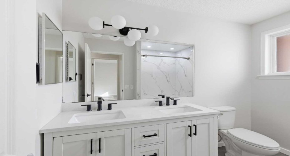 5031 Vienna Drive, Calgary, Alberta T3A 0W8, 5 Bedrooms Bedrooms, ,3 BathroomsBathrooms,Residential,For Sale,Vienna,A2288045