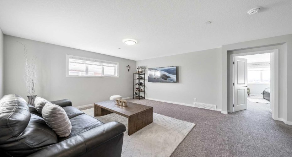 240 Lucas Crescent, Calgary, Alberta T3P 1M8, 6 Bedrooms Bedrooms, ,5 BathroomsBathrooms,Residential,For Sale,Lucas,A2267795