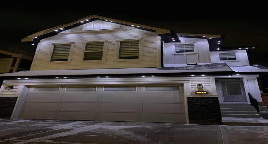 240 Lucas Crescent, Calgary, Alberta T3P 1M8, 6 Bedrooms Bedrooms, ,5 BathroomsBathrooms,Residential,For Sale,Lucas,A2267795