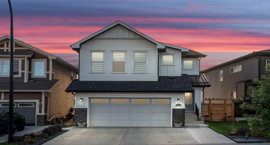 240 Lucas Crescent, Calgary, Alberta T3P 1M8, 6 Bedrooms Bedrooms, ,5 BathroomsBathrooms,Residential,For Sale,Lucas,A2267795