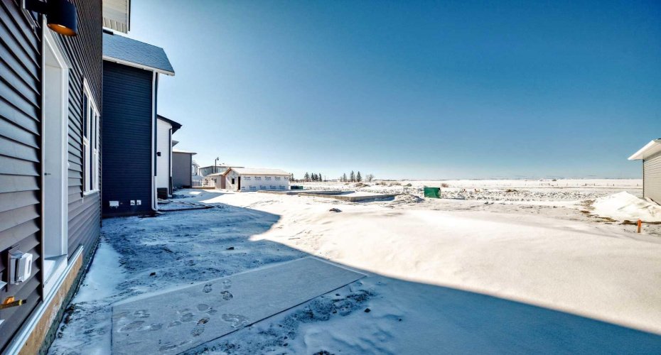 354 Ellen Park, Crossfield, Alberta T0M 0S0, 3 Bedrooms Bedrooms, ,3 BathroomsBathrooms,Residential,For Sale,Ellen,A2280939