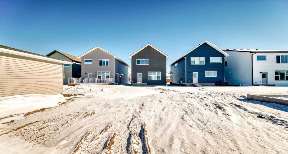 354 Ellen Park, Crossfield, Alberta T0M 0S0, 3 Bedrooms Bedrooms, ,3 BathroomsBathrooms,Residential,For Sale,Ellen,A2280939