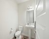 Powder room (main)