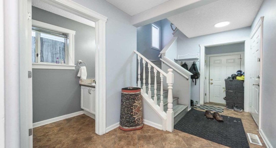 3810 Catalina Boulevard, Calgary, Alberta T1Y6Y3, 5 Bedrooms Bedrooms, ,5 BathroomsBathrooms,Residential,For Sale,Catalina,A2286747