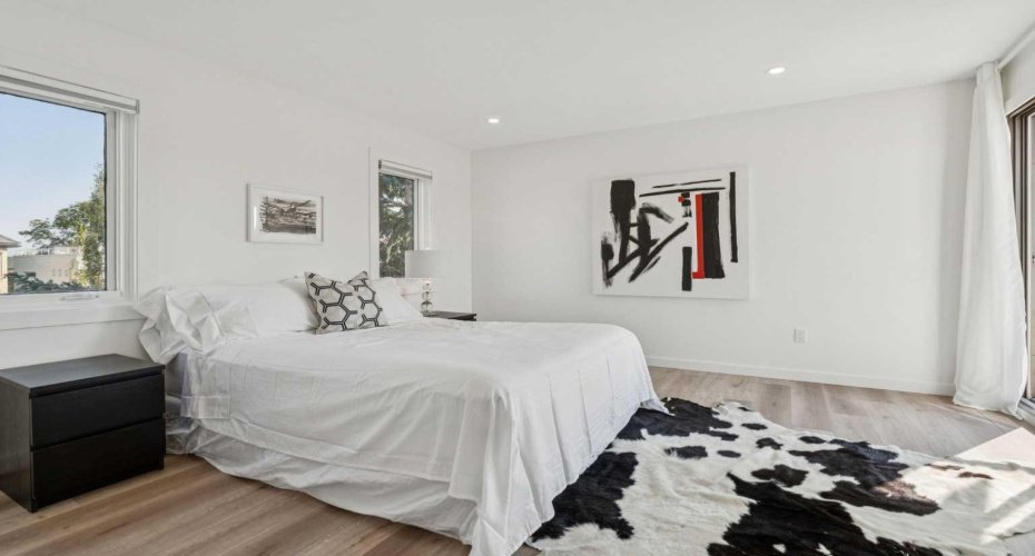 809 9 Street, Calgary, Alberta T2E 7K2, 4 Bedrooms Bedrooms, ,4 BathroomsBathrooms,Residential,For Sale,9,A2288150