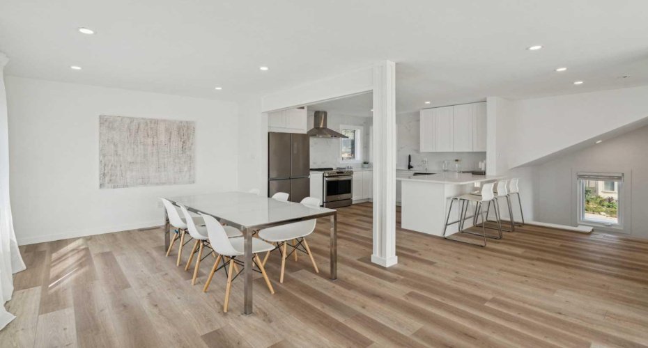 809 9 Street, Calgary, Alberta T2E 7K2, 4 Bedrooms Bedrooms, ,4 BathroomsBathrooms,Residential,For Sale,9,A2288150