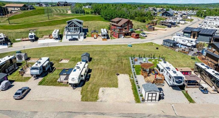 25054 South Pine Lake Road, Rural Red Deer County, Alberta T0M 1R0, ,Land,For Sale,South Pine Lake,A2287785