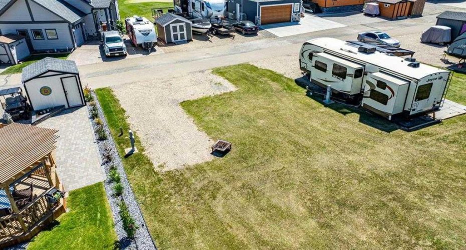 25054 South Pine Lake Road, Rural Red Deer County, Alberta T0M 1R0, ,Land,For Sale,South Pine Lake,A2287785