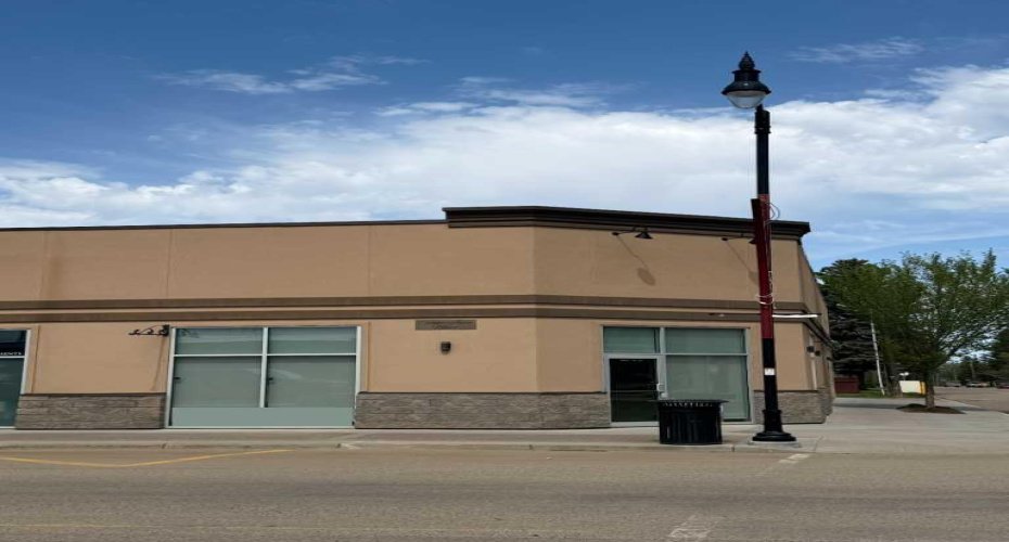 4902 50 Avenue, Vermilion, Alberta T9X 1A4, ,Commercial,For Lease,Cunningham Place,50,A2287845