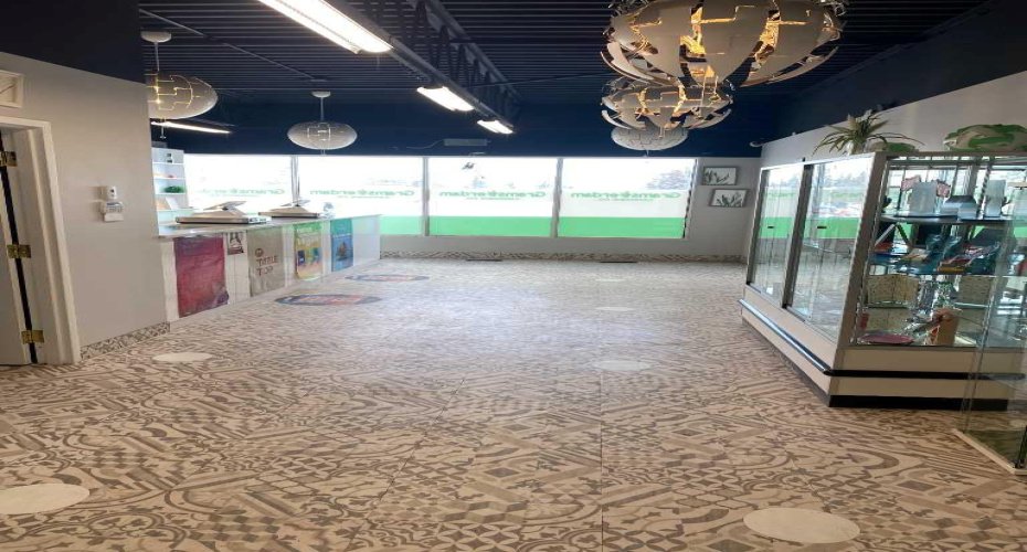5701 17 Avenue, Calgary, Alberta T2A 0W3, ,Commercial,For Lease,17,A2287913