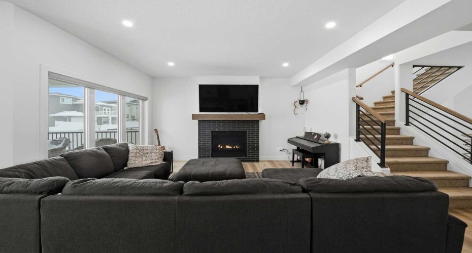 244 Emerald Drive, Red Deer, Alberta T4E 1A6, 3 Bedrooms Bedrooms, ,3 BathroomsBathrooms,Residential,For Sale,Emerald,A2287943