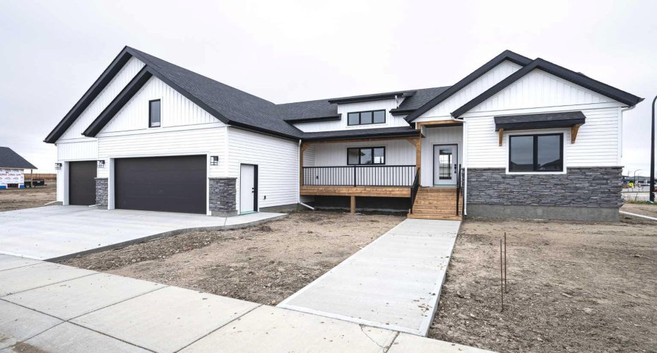 6017 13 Street, Lloydminster, Alberta T9V 3V5, 3 Bedrooms Bedrooms, ,2 BathroomsBathrooms,Residential,For Sale,13,A2288356