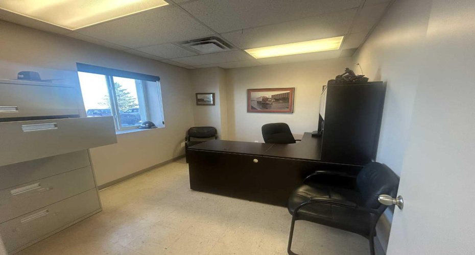 201 Clearview Drive, Rural Red Deer County, Alberta T0M 1R0, ,Commercial,For Lease,Clearview,A2288358