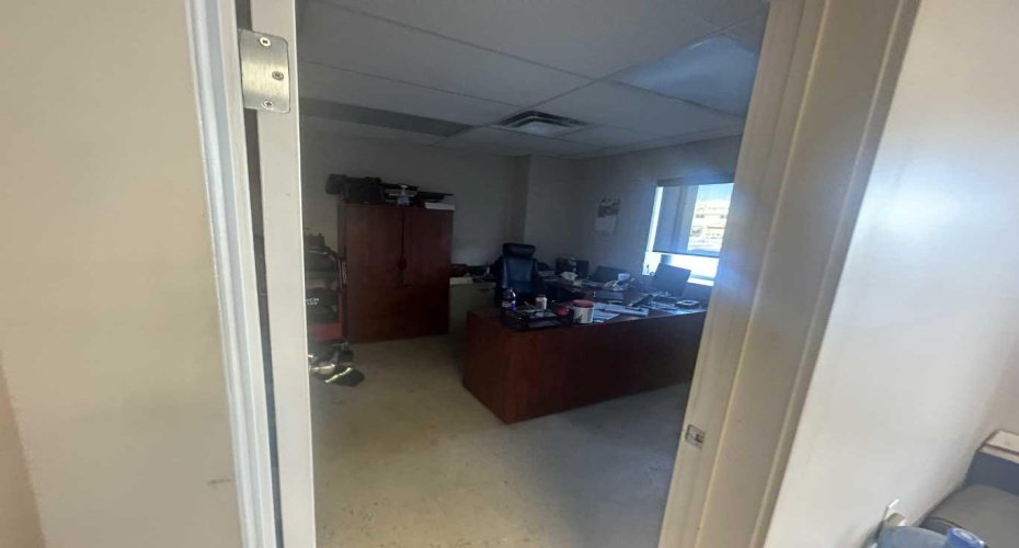 201 Clearview Drive, Rural Red Deer County, Alberta T0M 1R0, ,Commercial,For Lease,Clearview,A2288358