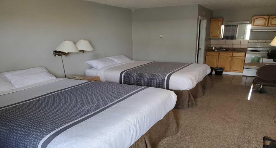 12002 & 12010 100 Street, Grande Prairie, Alberta T8V 4H5, ,Commercial,For Sale,Prairie Haven Motel,100,A2288365