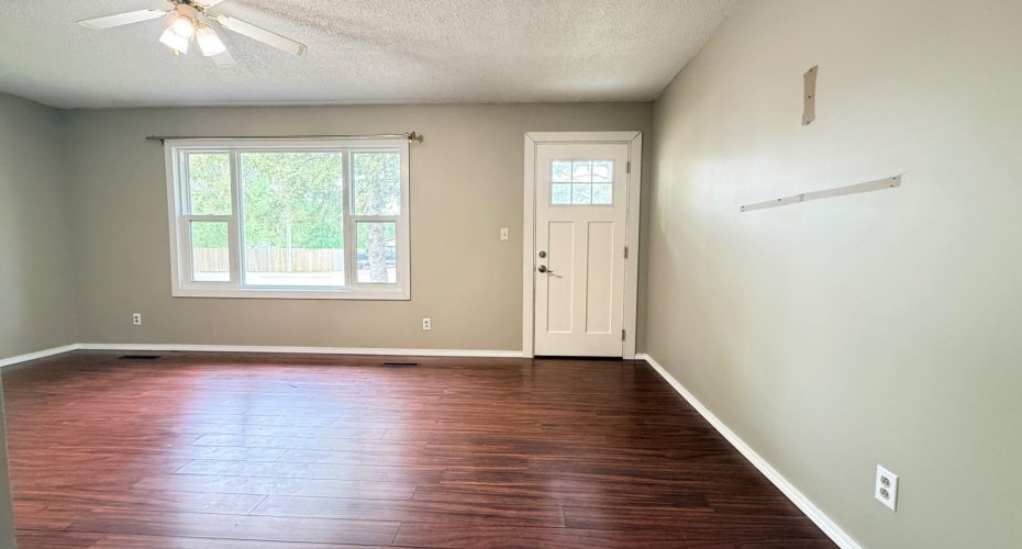 511 Main Street, Maidstone, Saskatchewan S0M 1M0, 6 Bedrooms Bedrooms, ,2 BathroomsBathrooms,Residential,For Sale,Main,A2288388