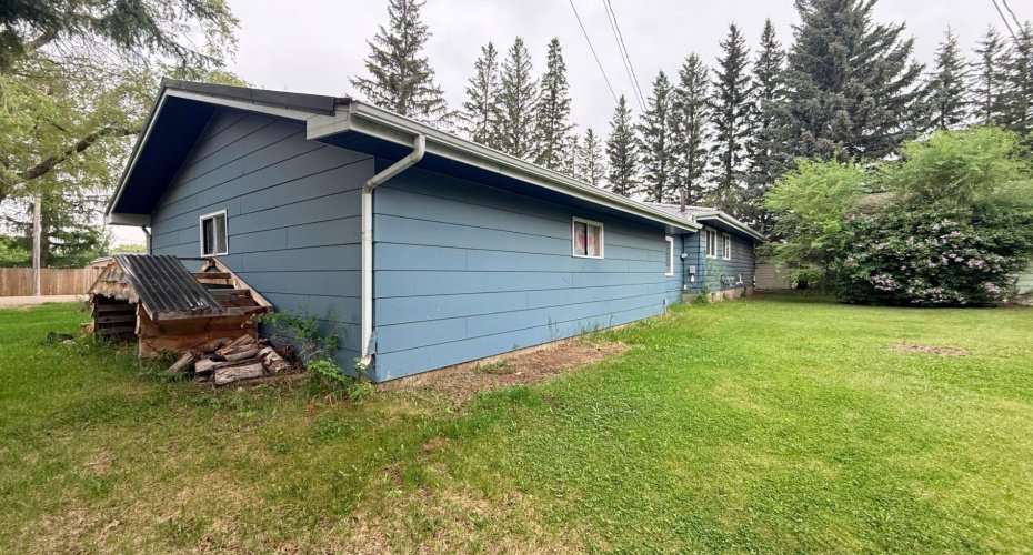 511 Main Street, Maidstone, Saskatchewan S0M 1M0, 6 Bedrooms Bedrooms, ,2 BathroomsBathrooms,Residential,For Sale,Main,A2288388