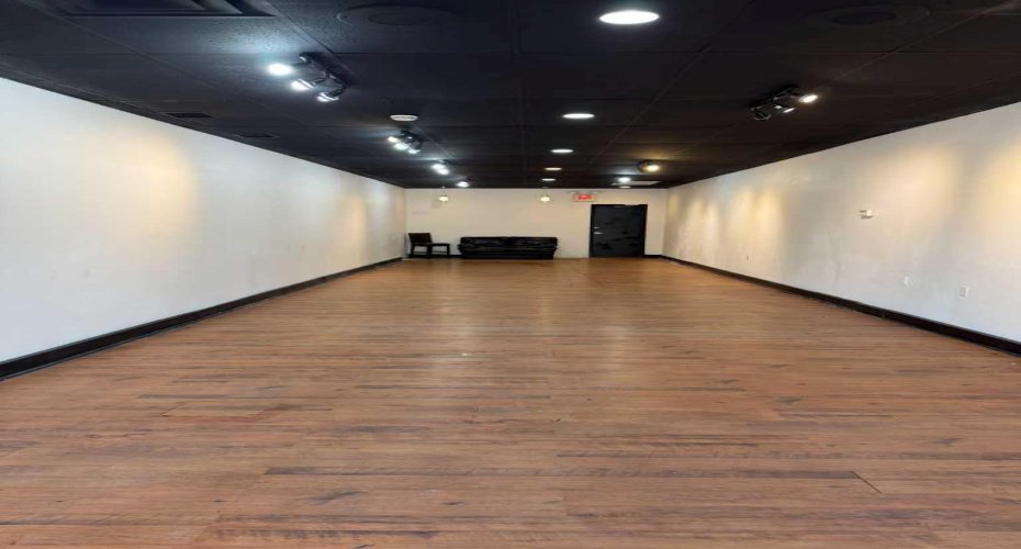 455 3 Street, Medicine Hat, Alberta T1A 0G8, ,Commercial,For Lease,3,A2279581