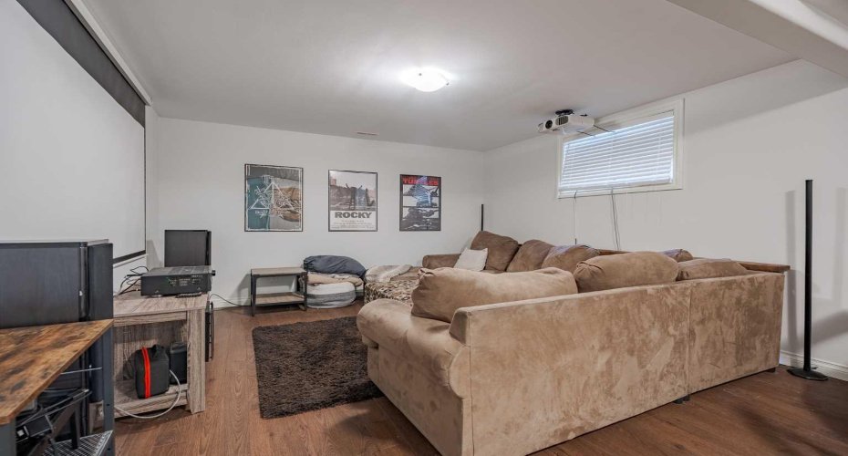 2937 Prairie Springs Grove, Airdrie, Alberta T4B 0E7, 4 Bedrooms Bedrooms, ,4 BathroomsBathrooms,Residential,For Sale,Prairie Springs,A2286393