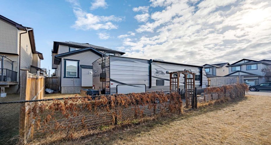 2937 Prairie Springs Grove, Airdrie, Alberta T4B 0E7, 4 Bedrooms Bedrooms, ,4 BathroomsBathrooms,Residential,For Sale,Prairie Springs,A2286393