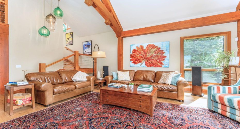 517 4th Street, Canmore, Alberta T1W 2E7, 5 Bedrooms Bedrooms, ,5 BathroomsBathrooms,Residential,For Sale,4th,A2287053