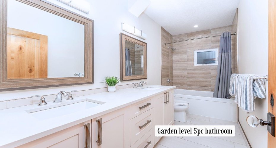 517 4th Street, Canmore, Alberta T1W 2E7, 5 Bedrooms Bedrooms, ,5 BathroomsBathrooms,Residential,For Sale,4th,A2287053