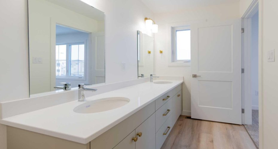 2813 16 Avenue, Coaldale, Alberta T1M 0G9, 3 Bedrooms Bedrooms, ,3 BathroomsBathrooms,Residential,For Sale,16,A2287335
