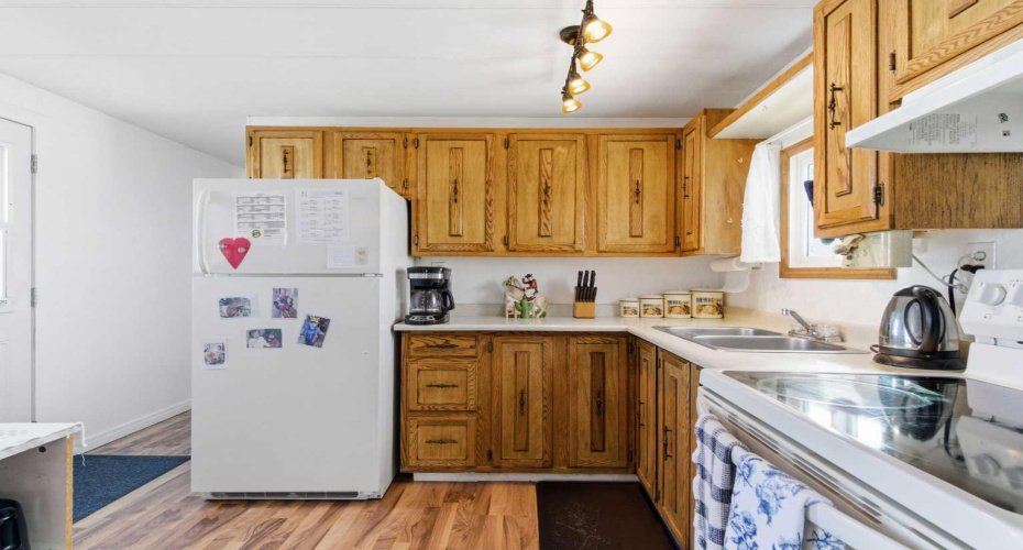 232003 Range Road 242, Namaka, Alberta T1P 0N1, 3 Bedrooms Bedrooms, ,1 BathroomBathrooms,Residential,For Sale,Range Road 242,A2288408