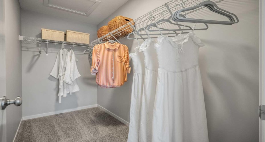 545 Bridgeport Street, Chestermere, Alberta T1X 3E1, 3 Bedrooms Bedrooms, ,3 BathroomsBathrooms,Residential,For Sale,Bridgeport,A2285499