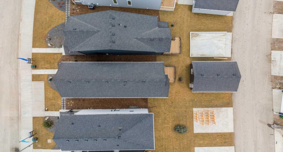 545 Bridgeport Street, Chestermere, Alberta T1X 3E1, 3 Bedrooms Bedrooms, ,3 BathroomsBathrooms,Residential,For Sale,Bridgeport,A2285499