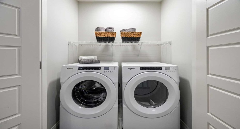 541 Bridgeport Street, Chestermere, Alberta T1X 3E1, 3 Bedrooms Bedrooms, ,3 BathroomsBathrooms,Residential,For Sale,Bridgeport,A2285502