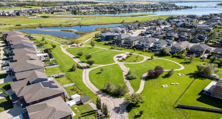 541 Bridgeport Street, Chestermere, Alberta T1X 3E1, 3 Bedrooms Bedrooms, ,3 BathroomsBathrooms,Residential,For Sale,Bridgeport,A2285502