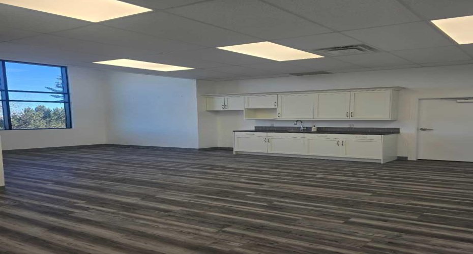 284 Burnt Park Drive, Rural Red Deer County, Alberta T4S 0K7, ,Commercial,For Lease,Burnt Park,A2285649