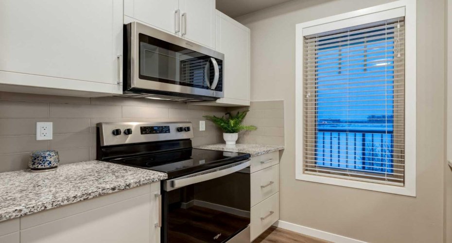 30 MAHOGANY Mews, Calgary, Alberta T3M 3H4, 2 Bedrooms Bedrooms, ,2 BathroomsBathrooms,Residential,For Sale,MAHOGANY,A2287297