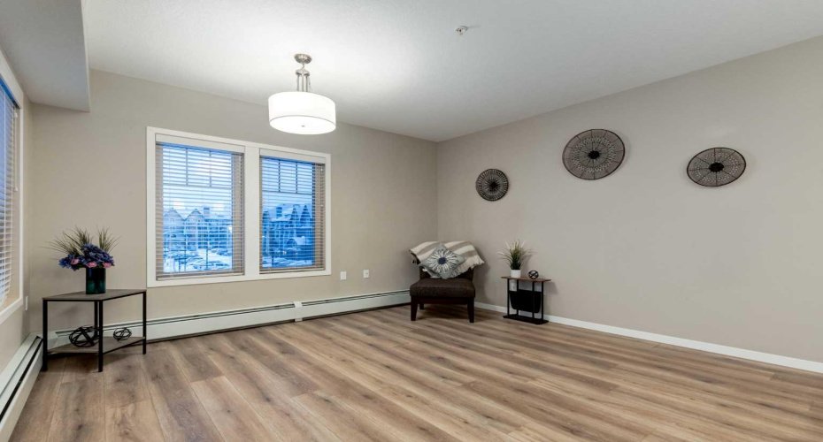 30 MAHOGANY Mews, Calgary, Alberta T3M 3H4, 2 Bedrooms Bedrooms, ,2 BathroomsBathrooms,Residential,For Sale,MAHOGANY,A2287297