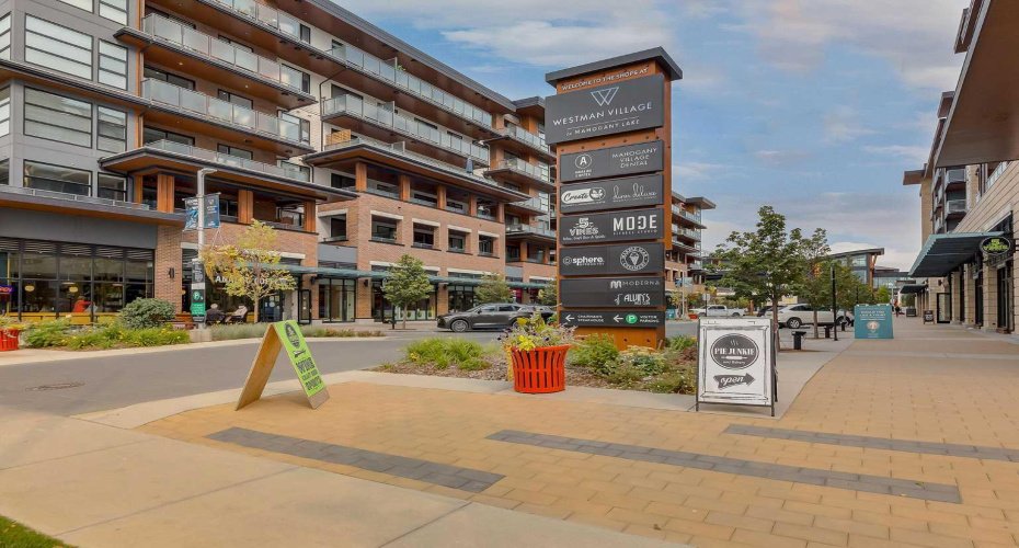 30 MAHOGANY Mews, Calgary, Alberta T3M 3H4, 2 Bedrooms Bedrooms, ,2 BathroomsBathrooms,Residential,For Sale,MAHOGANY,A2287297