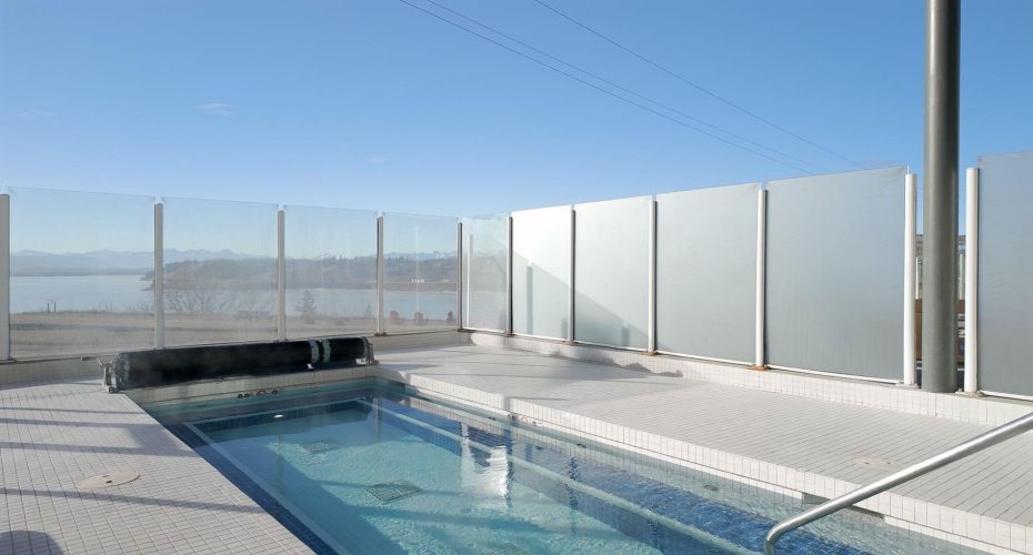Outdoor hot tub with views of the lake!