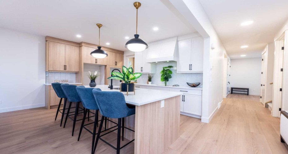 101 Waterford Passage, Chestermere, Alberta T1X 3B4, 5 Bedrooms Bedrooms, ,4 BathroomsBathrooms,Residential,For Sale,Waterford,A2276972