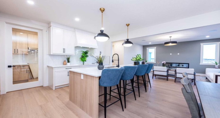 101 Waterford Passage, Chestermere, Alberta T1X 3B4, 5 Bedrooms Bedrooms, ,4 BathroomsBathrooms,Residential,For Sale,Waterford,A2276972