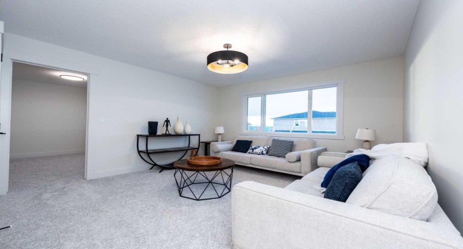 101 Waterford Passage, Chestermere, Alberta T1X 3B4, 5 Bedrooms Bedrooms, ,4 BathroomsBathrooms,Residential,For Sale,Waterford,A2276972