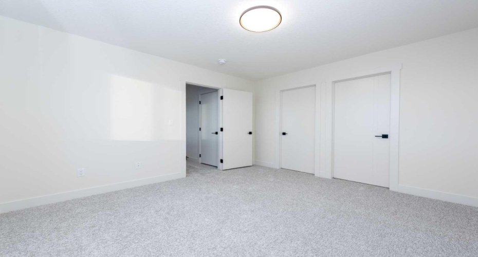 101 Waterford Passage, Chestermere, Alberta T1X 3B4, 5 Bedrooms Bedrooms, ,4 BathroomsBathrooms,Residential,For Sale,Waterford,A2276972