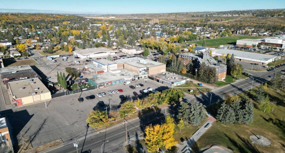 68, 7930 Bowness Road, Calgary, Alberta T3B0H3, 0 , 0 ,0,Commercial,For Lease,Bowness,0,A2286145
