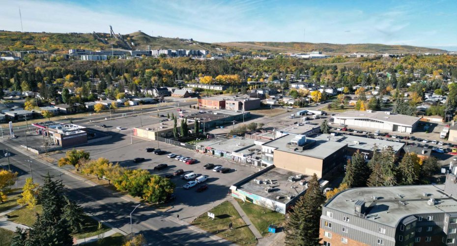 68, 7930 Bowness Road, Calgary, Alberta T3B0H3, 0 , 0 ,0,Commercial,For Lease,Bowness,0,A2286145