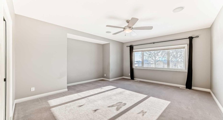 88 Sunset Circle, Cochrane, Alberta T4C 0C4, 4 Bedrooms Bedrooms, ,3 BathroomsBathrooms,Residential,For Sale,Sunset,A2288833