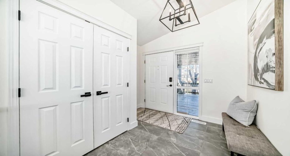 161 West Creek Pond, Chestermere, Alberta T1X 1H4, 3 Bedrooms Bedrooms, ,3 BathroomsBathrooms,Residential,For Sale,West Creek Pond,A2288835