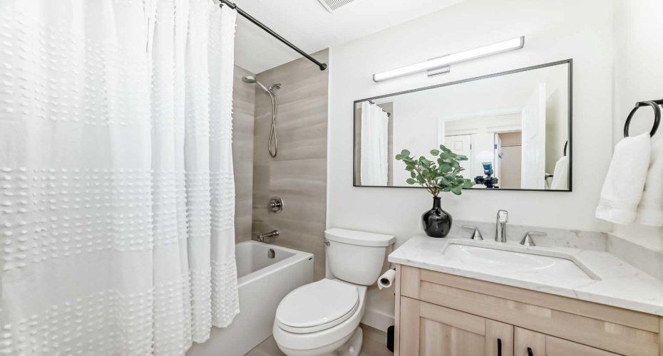 161 West Creek Pond, Chestermere, Alberta T1X 1H4, 3 Bedrooms Bedrooms, ,3 BathroomsBathrooms,Residential,For Sale,West Creek Pond,A2288835